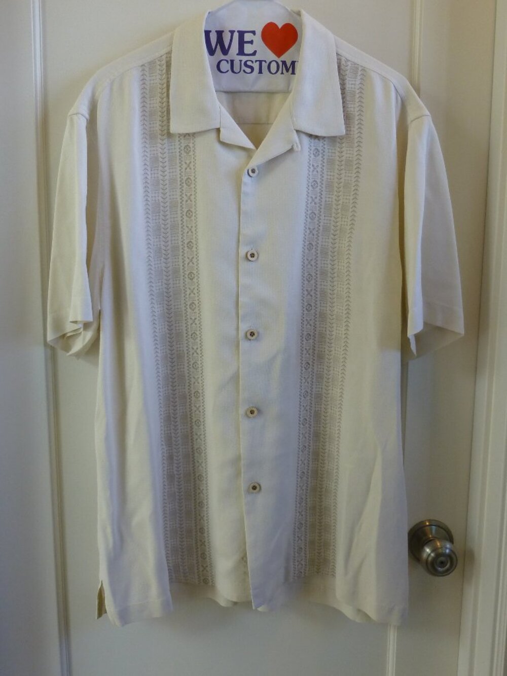 Tommy Bahama 100% Silk Mens M Hawaiian Shirt